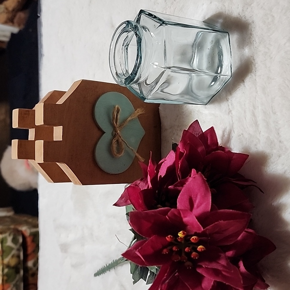 VINTAGE  DECORATIVE ASSORTMENT BUNDLE